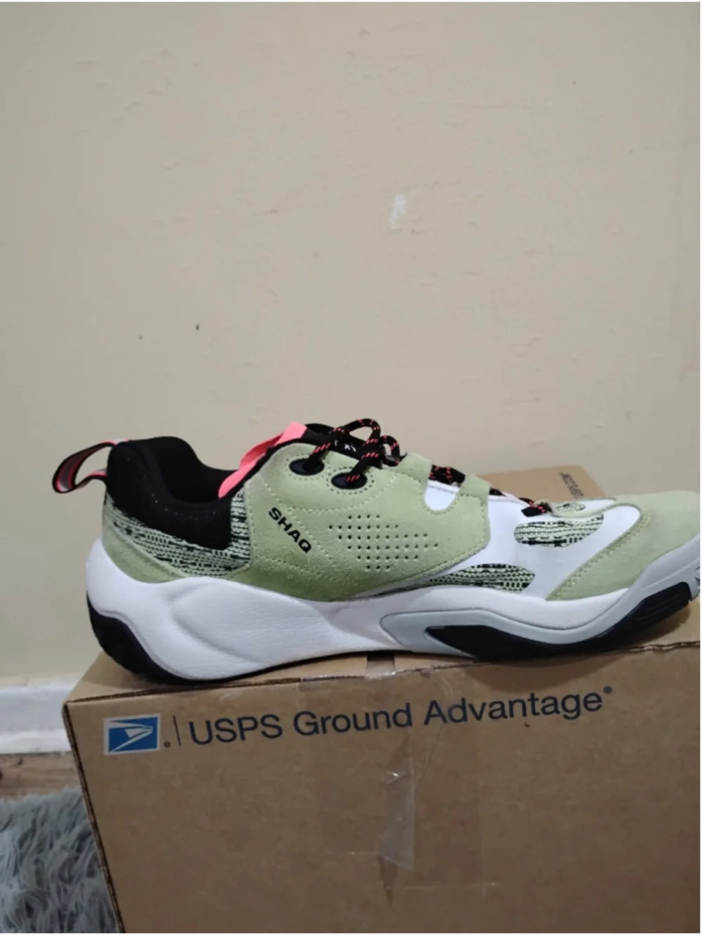 Shaq Raq Low Men Size 11 Light Green Black Basketball Shoes AQ95009MK